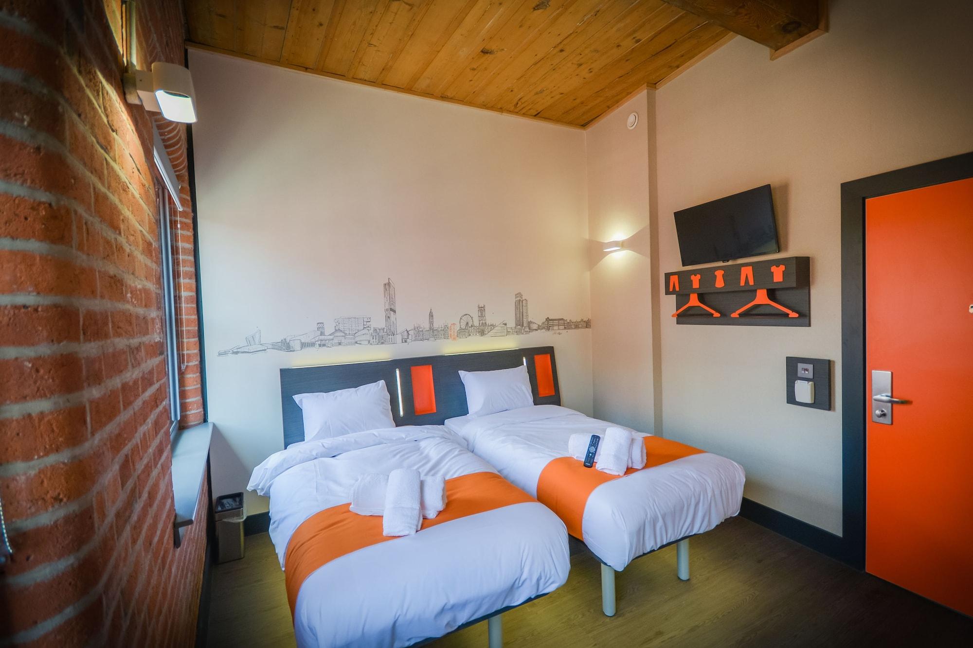 Easyhotel Manchester Exterior foto