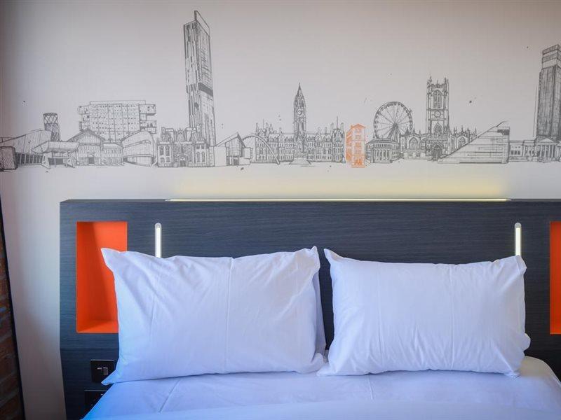Easyhotel Manchester Exterior foto